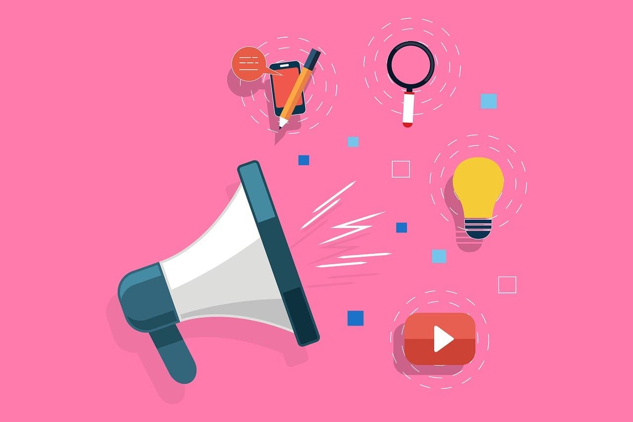 Cover Image for 5 Creative Ways to Use Removed Backgrounds That Will Transform Your Social Media